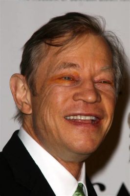 ¿Quieres un viaje a la década de los 60? ¡Descubre The Happening con Michael York!